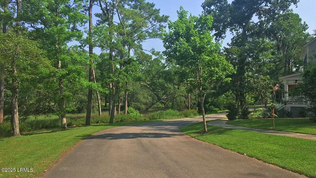 15 Old Bethel, Beaufort, SC 29906