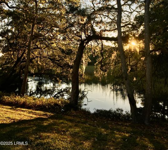 15 Old Bethel, Beaufort, SC 29906