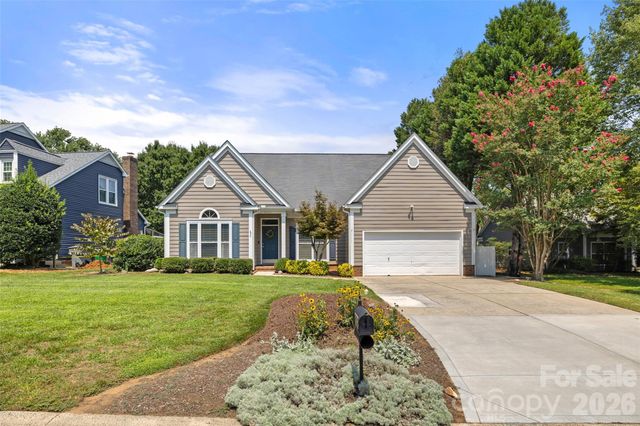 8632 Castlebay Drive, Charlotte, NC 28277