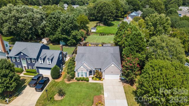 8632 Castlebay Drive, Charlotte, NC 28277