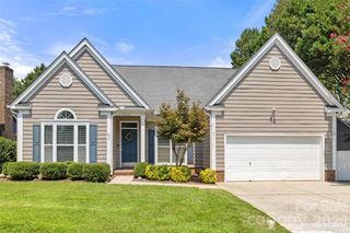 8632 Castlebay Drive, Charlotte, NC 28277