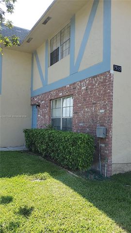 7505 Kimberly Boulevard 122, North Lauderdale, FL 33068