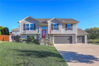 19586 W 121st Street, Olathe, KS 66061