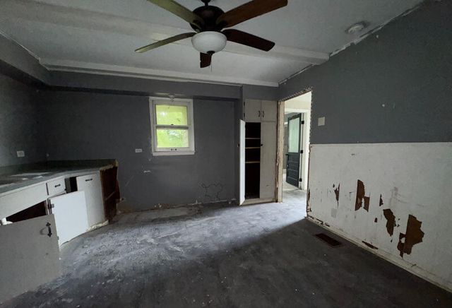 15076 Lebanon Crittenden Road, Verona, KY 41092