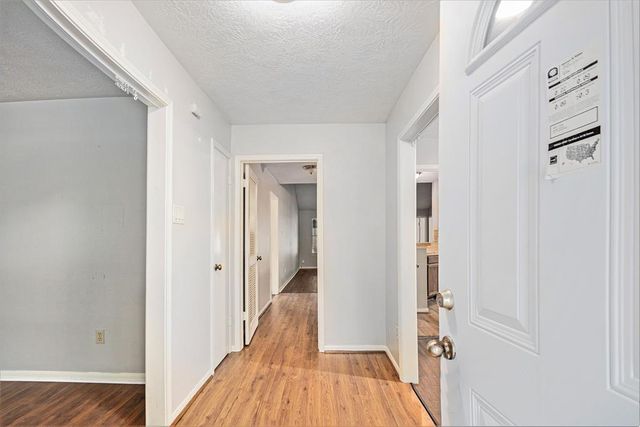 16003 Surrey Woods Drive, Friendswood, TX 77546