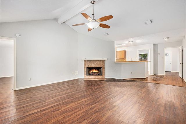 16003 Surrey Woods Drive, Friendswood, TX 77546