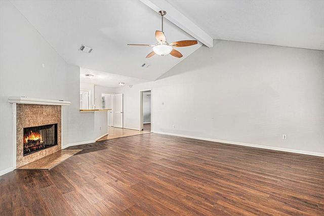 16003 Surrey Woods Drive, Friendswood, TX 77546