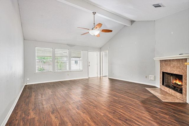 16003 Surrey Woods Drive, Friendswood, TX 77546