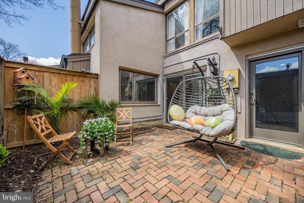 Image 26 of property listing at 11246 CRYSTAL RUN #B-22-3, Columbia, MD 21044