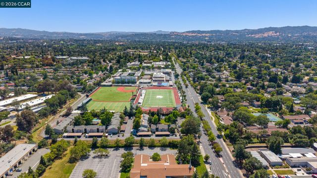 2890 Treat Blvd 7, Concord, CA 94518