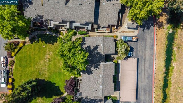 2890 Treat Blvd 7, Concord, CA 94518