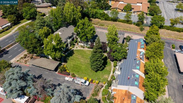 2890 Treat Blvd 7, Concord, CA 94518