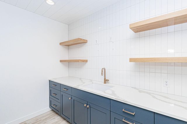 3400 WISTERIA LN, Columbia, MO 65203