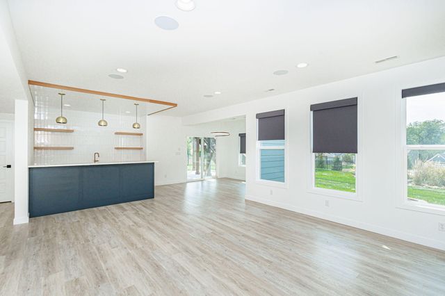 3400 WISTERIA LN, Columbia, MO 65203