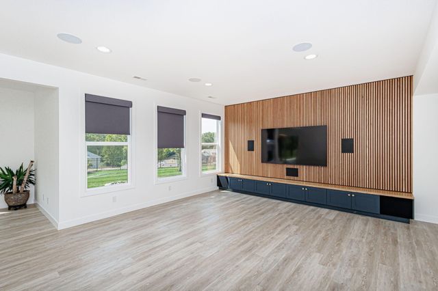 3400 WISTERIA LN, Columbia, MO 65203