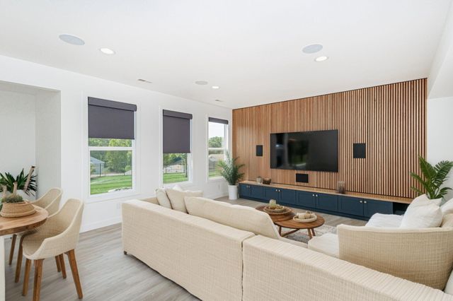 3400 WISTERIA LN, Columbia, MO 65203