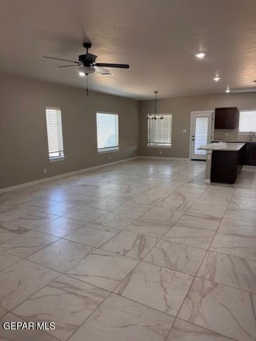 509 Spanish Oak Drive, Canutillo, TX 79835