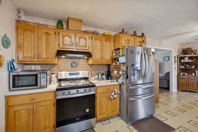 115 Boyd Ln, Hohenwald, TN 38462