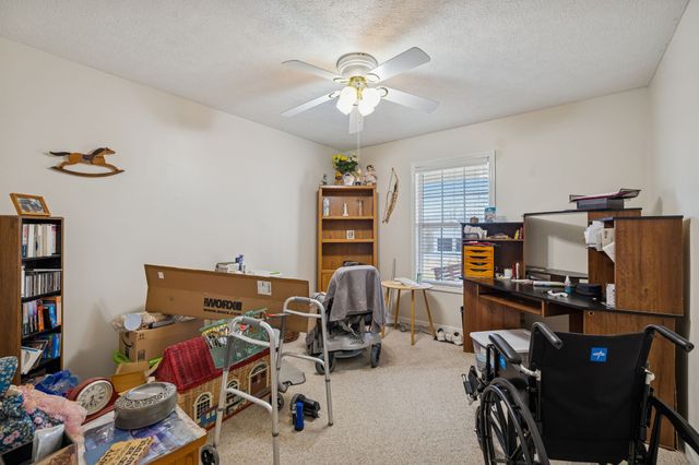 115 Boyd Ln, Hohenwald, TN 38462