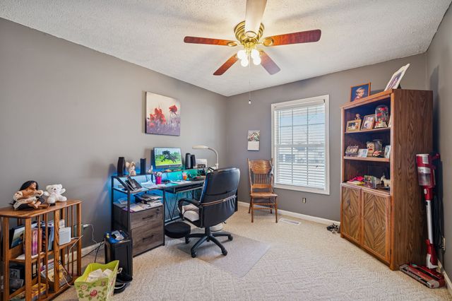 115 Boyd Ln, Hohenwald, TN 38462