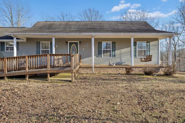 115 Boyd Ln, Hohenwald, TN 38462