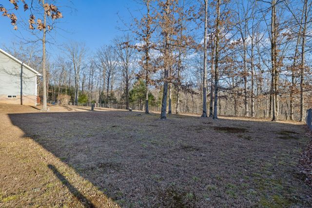 115 Boyd Ln, Hohenwald, TN 38462