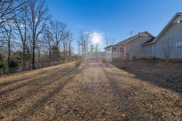 115 Boyd Ln, Hohenwald, TN 38462