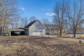 115 Boyd Ln, Hohenwald, TN 38462