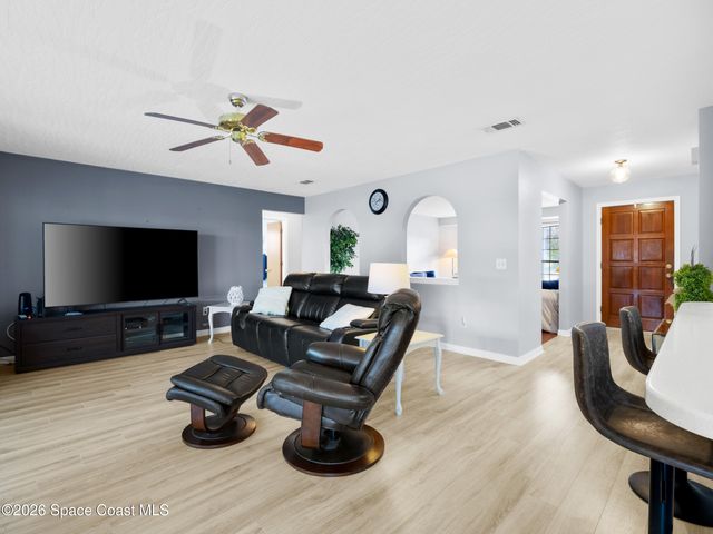 1075 Mandarin Drive NE, Palm Bay, FL 32905