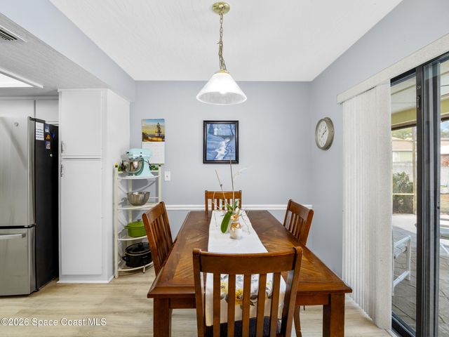 1075 Mandarin Drive NE, Palm Bay, FL 32905