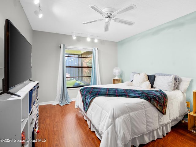 1075 Mandarin Drive NE, Palm Bay, FL 32905