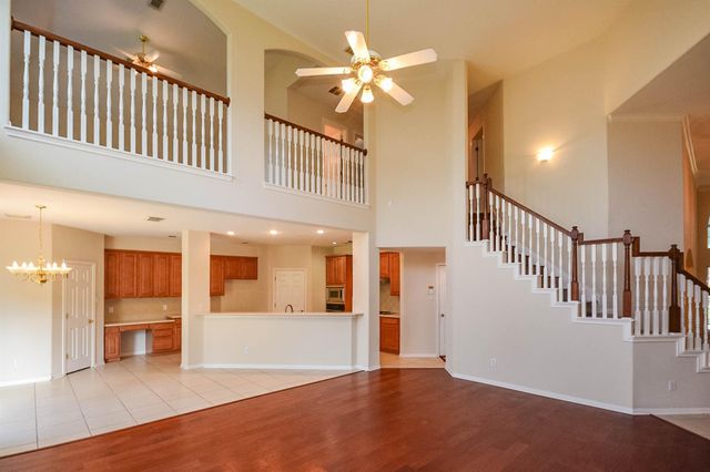 3211 Chapel Creek Way, Missouri City, TX 77459