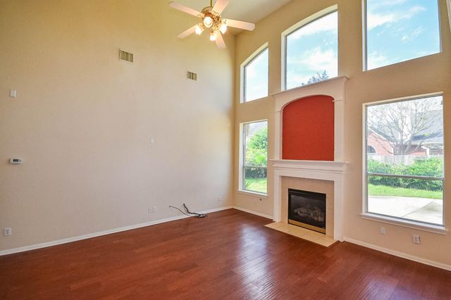 3211 Chapel Creek Way, Missouri City, TX 77459