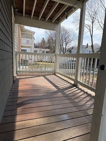 9 Aberdeen Rd 9, Milton, MA 02186