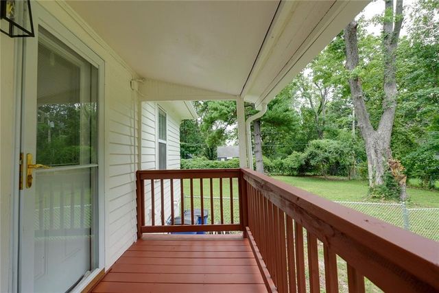 714 E Gudgell Avenue, Independence, MO 64055