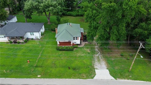 714 E Gudgell Avenue, Independence, MO 64055
