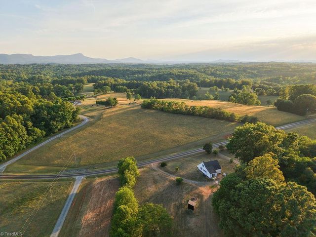 1151 Moorefield Road, Danbury, NC 27016
