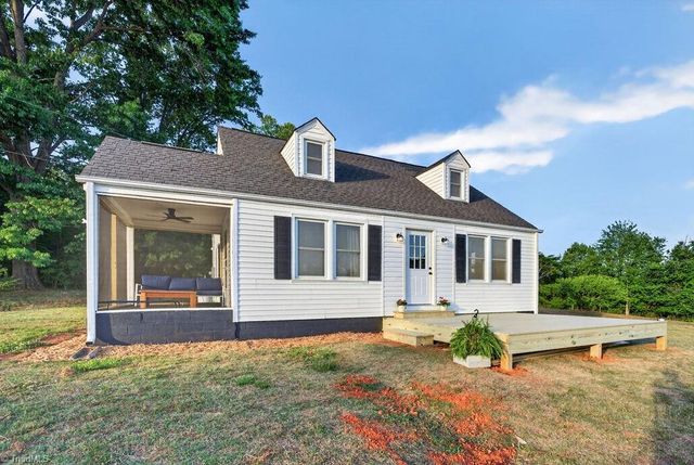 1151 Moorefield Road, Danbury, NC 27016