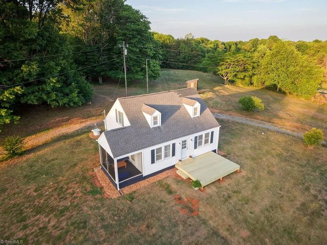 1151 Moorefield Road, Danbury, NC 27016