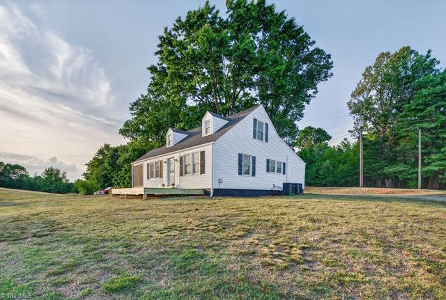 1151 Moorefield Road, Danbury, NC 27016