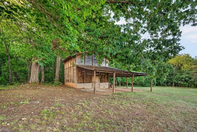 1151 Moorefield Road, Danbury, NC 27016