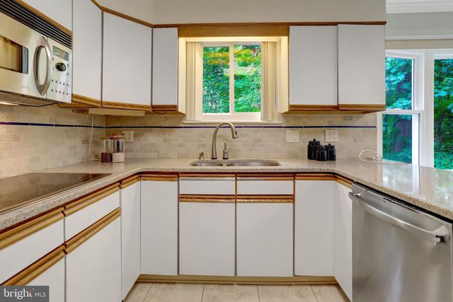 8447 THAMES ST, Springfield, VA 22151