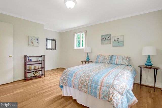 8447 THAMES ST, Springfield, VA 22151