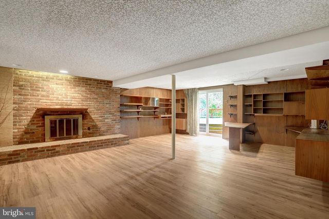 8447 THAMES ST, Springfield, VA 22151