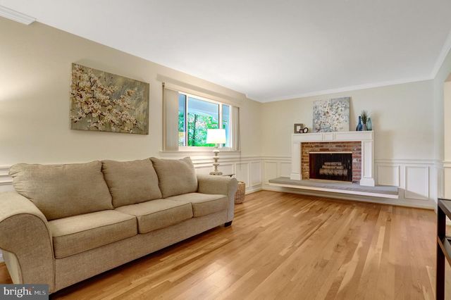 8447 THAMES ST, Springfield, VA 22151