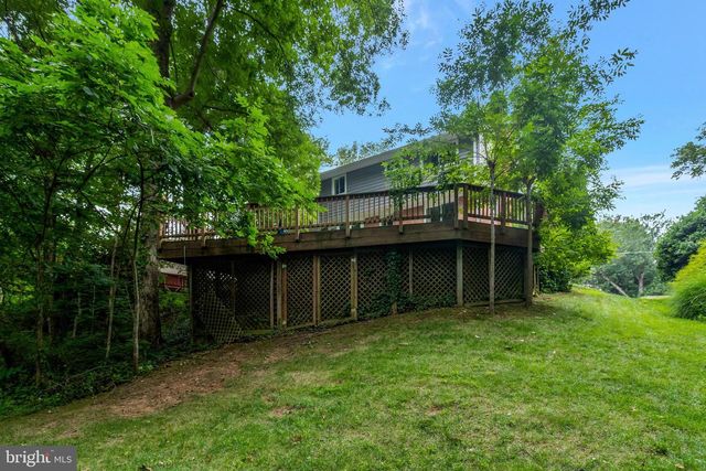 8447 THAMES ST, Springfield, VA 22151