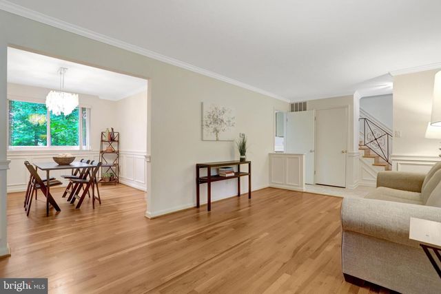8447 THAMES ST, Springfield, VA 22151