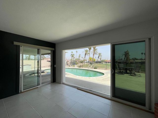 43400 Illinois Avenue, Palm Desert, CA 92211