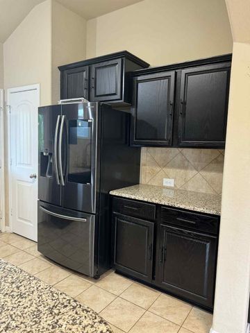 1137 Tailwater CV, Leander, TX 78641