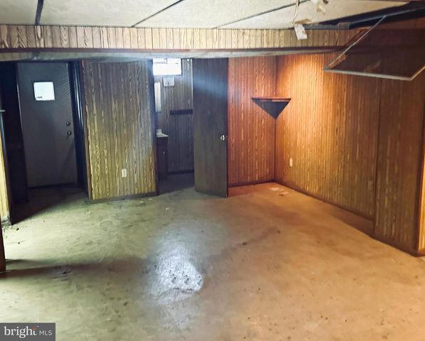 1231 WICKLOW RD, Baltimore, MD 21229